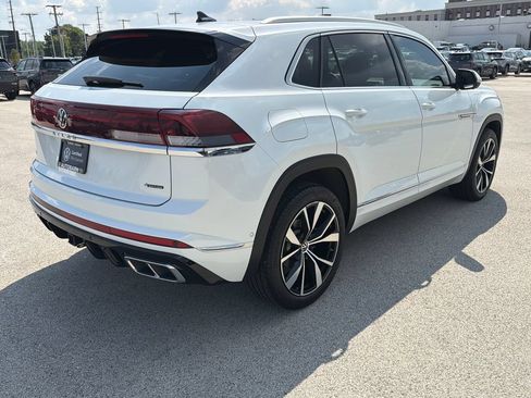 Used 2024 Volkswagen Atlas Cross Sport SEL Premium R-Line AWD/4WD image 6