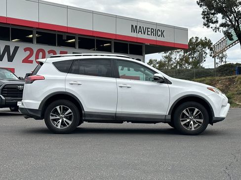 Used 2016 Toyota RAV4 XLE image 6