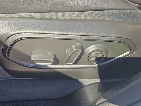 New 2025 Jeep Grand Cherokee Limited w/ Black Appearance Package image 29