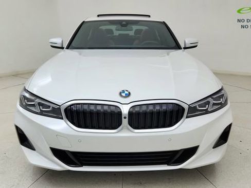 Used 2025 BMW 330i Sedan RWD image 2