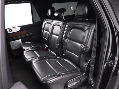 Used 2019 Lincoln Navigator L Reserve image 15