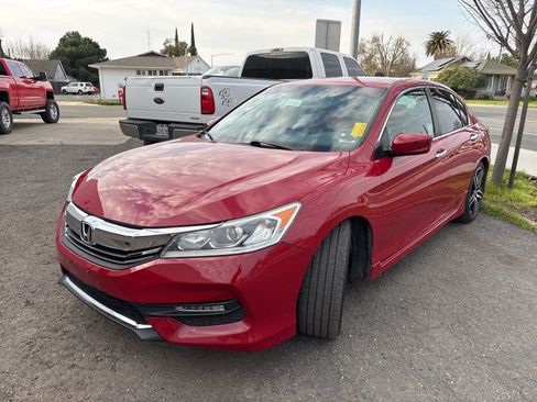 Used 2016 Honda Accord Sport image 2