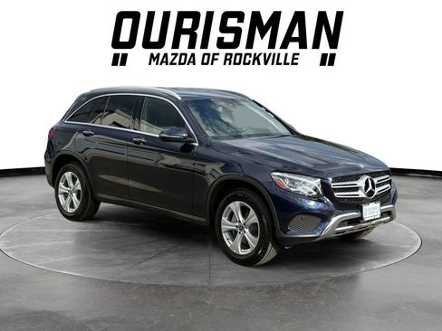 Used 2018 Mercedes-Benz GLC 300 4MATIC w/ Premium Package image 1