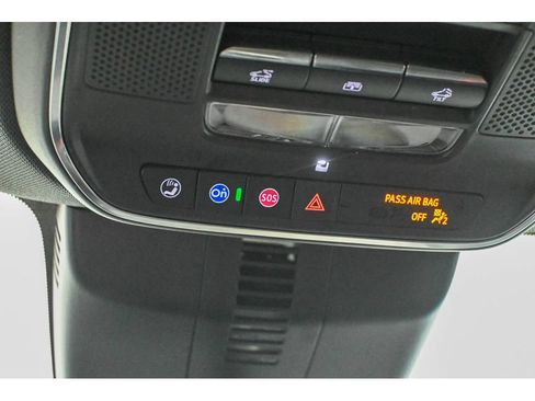 Used 2024 Chevrolet Traverse RS FWD image 58