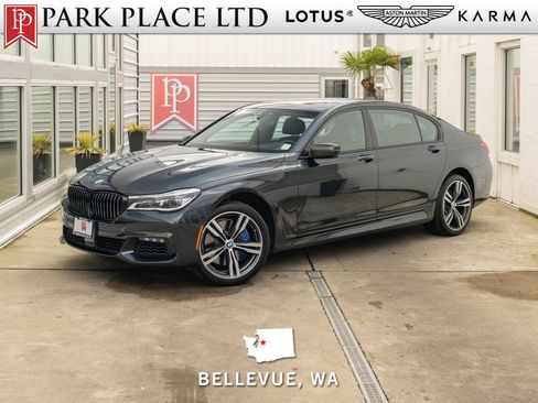 Used 2018 BMW 750i image 1