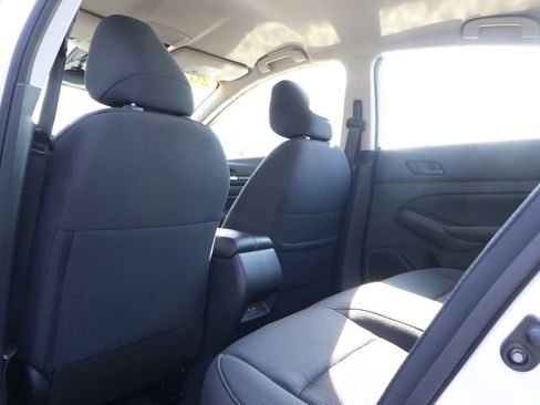 Used 2024 Nissan Altima 2.5 SV image 38