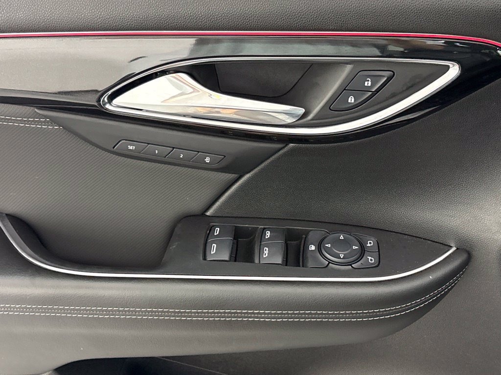Certified 2024 Buick Envision Preferred AWD/4WD image 30
