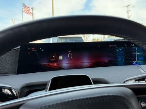 Used 2025 Lincoln Navigator Reserve image 28