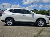 Used 2016 Nissan Rogue SV image 5