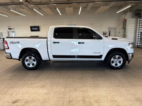 Used 2023 RAM 1500 Big Horn AWD/4WD image 4