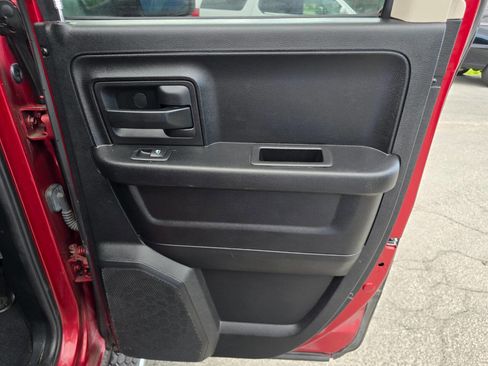 Used 2015 RAM 1500 Express AWD/4WD image 28