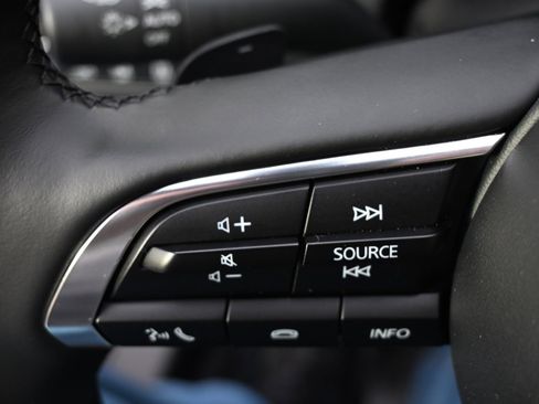 Certified 2025 MAZDA MAZDA3 Hatchback w/Premium Plus Pkg image 35