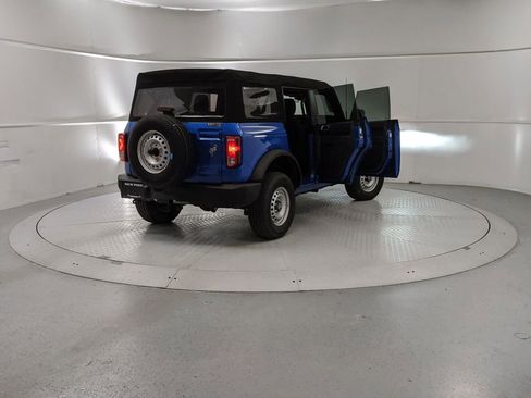 New 2025 Ford Bronco 4-Door image 9