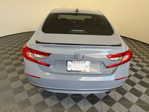Used 2022 Honda Accord Sport image 5