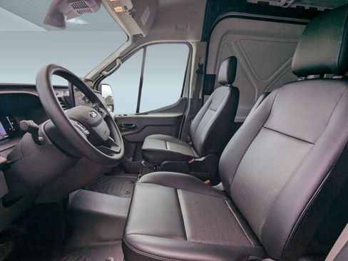 New 2026 Ford Transit 250 T-250 148 Med Rf 9150 GVWR AW image 5