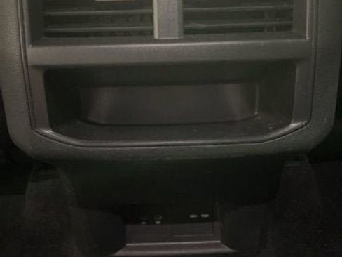 Certified 2023 Volkswagen Atlas Cross Sport SE image 26