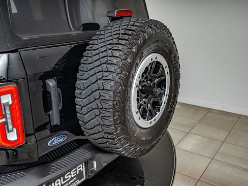 Used 2022 Ford Bronco Badlands w/ Sasquatch Package AWD/4WD image 43