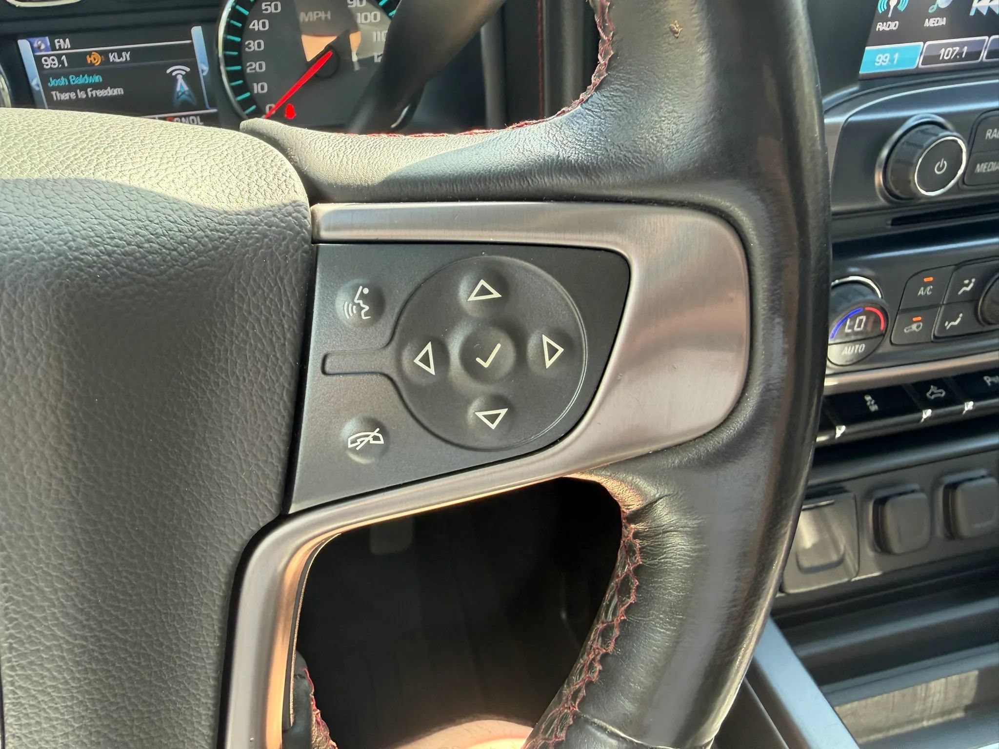 Used 2017 GMC Sierra 1500 SLT AWD/4WD image 21