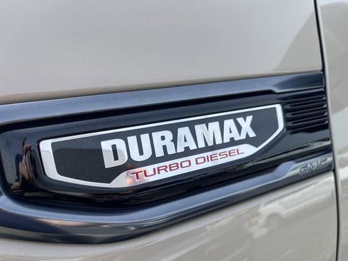 Used 2022 GMC Sierra 1500 AT4 w/ AT4 Premium Package image 33