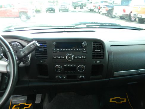 Used 2011 Chevrolet Silverado 1500 LT w/ All-Star Edition RWD image 10