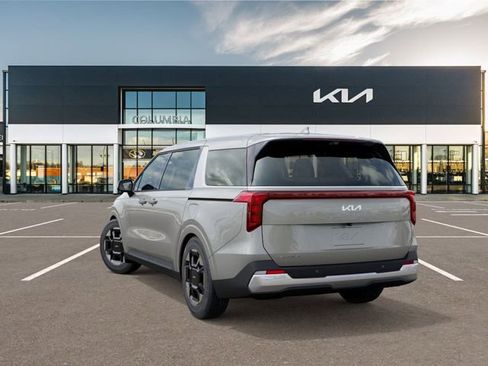 New 2026 Kia Carnival EX image 4