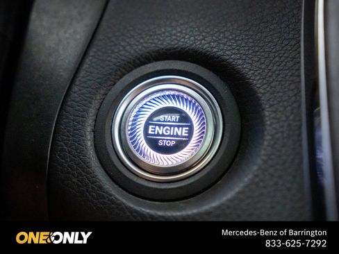 Used 2021 Mercedes-Benz GLC 300 4MATIC image 23