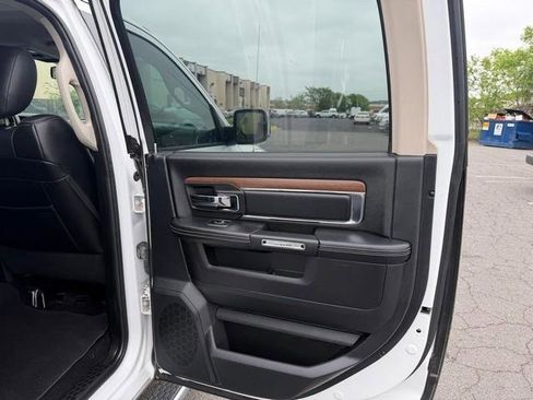 Used 2015 RAM 1500 Laramie w/ Convenience Group AWD/4WD image 15