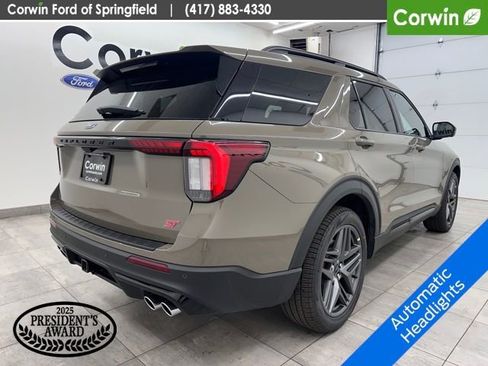 New 2026 Ford Explorer ST w/ Sun And Sound Package image 5