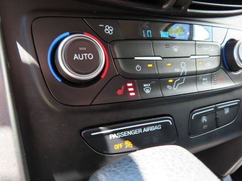 Used 2018 Ford Escape SE FWD image 26