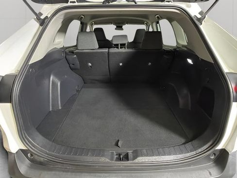 Used 2021 Toyota RAV4 XLE FWD image 26