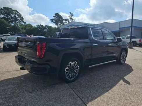 Certified 2023 GMC Sierra 1500 Denali Ultimate AWD/4WD image 7
