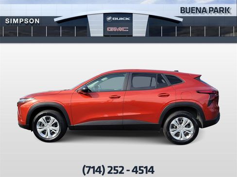 Used 2024 Chevrolet Trax LS image 5