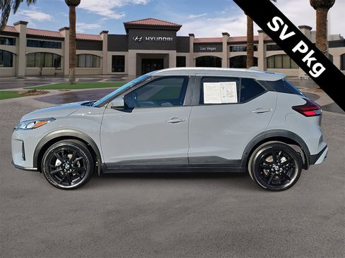 Used 2023 Nissan Kicks SV image 5