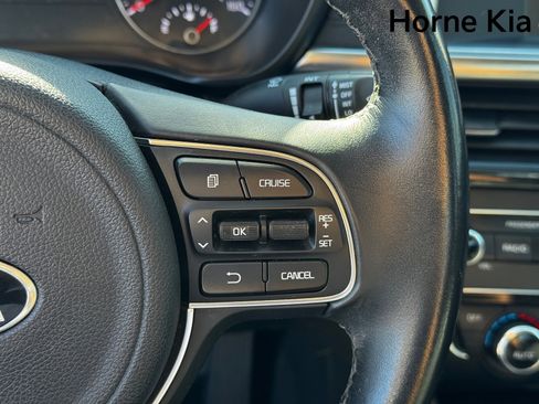 Used 2018 Kia Optima EX w/ Premium Package image 18