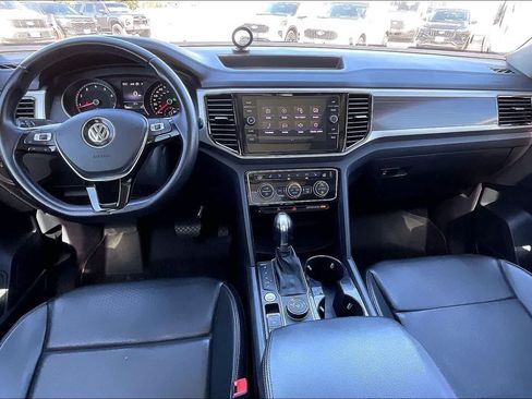 Used 2018 Volkswagen Atlas SEL AWD/4WD image 10