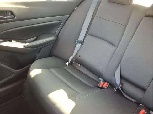 Used 2023 Nissan Altima 2.5 SV FWD image 15