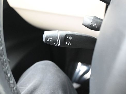 Used 2018 Tesla Model X 100D image 21