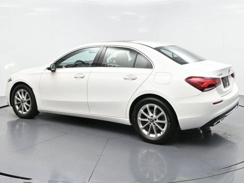 Used 2019 Mercedes-Benz A 220 4MATIC image 5