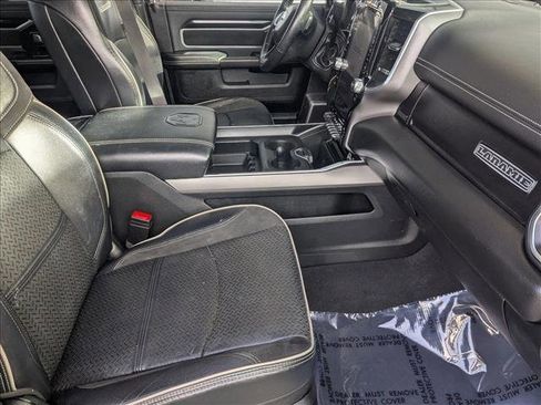 Used 2022 RAM 3500 Laramie image 19