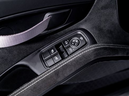 Used 2022 Porsche 718 Boxster Spyder image 34