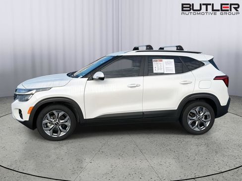 Used 2024 Kia Seltos S FWD image 3