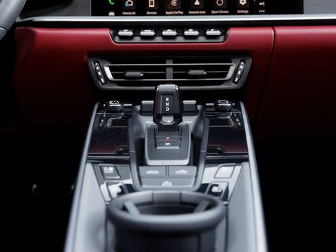 Certified 2025 Porsche 911 Turbo image 25