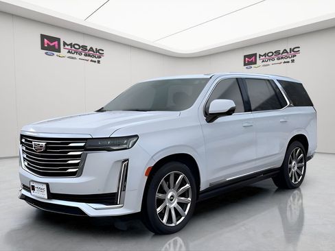 Used 2024 Cadillac Escalade Premium Luxury Platinum image 8