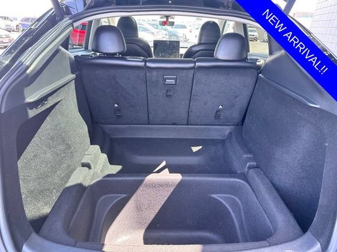 Used 2023 Tesla Model Y Long Range AWD/4WD image 7