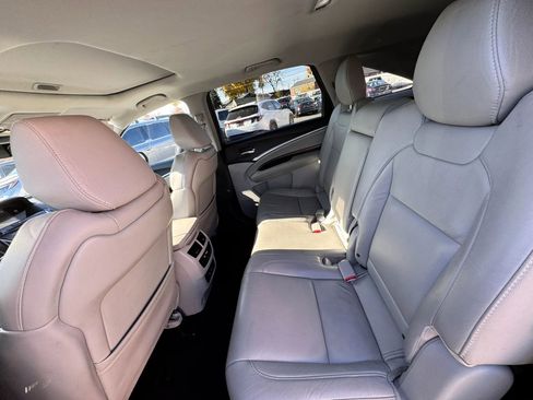 Used 2020 Acura MDX SH-AWD image 25