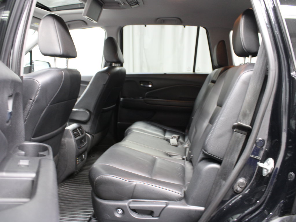 Used 2018 Honda Pilot Touring image 15