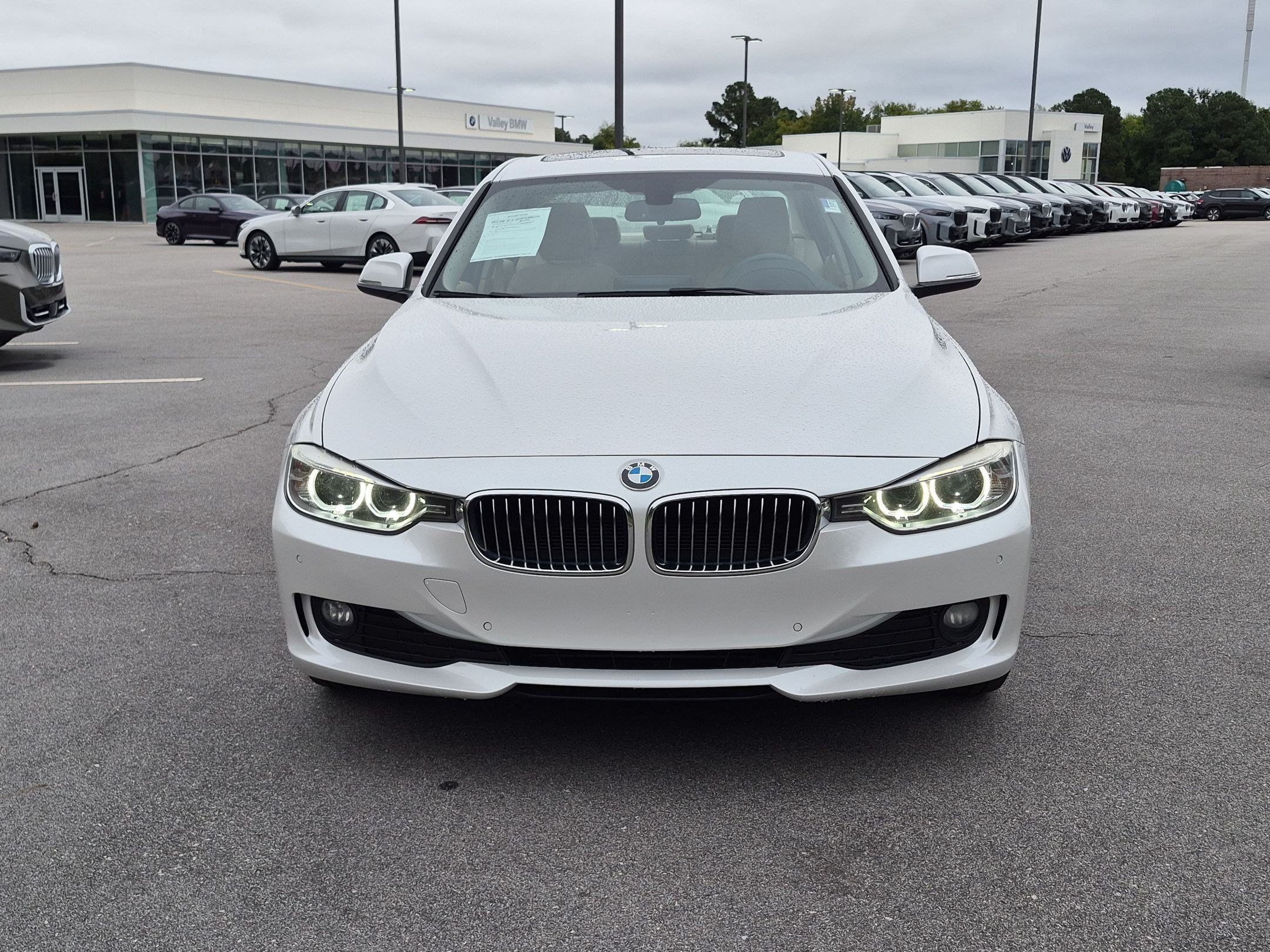 Used 2015 BMW 328i Sedan RWD image 8
