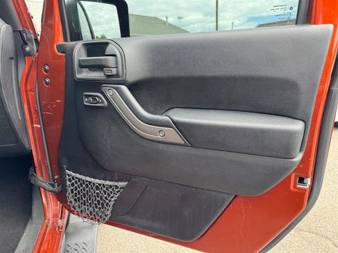 Used 2014 Jeep Wrangler Unlimited Sport w/ Quick Order Package 24S image 9