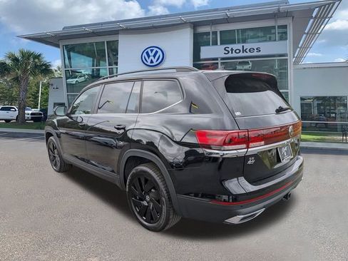 New 2026 Volkswagen Atlas SE FWD image 6