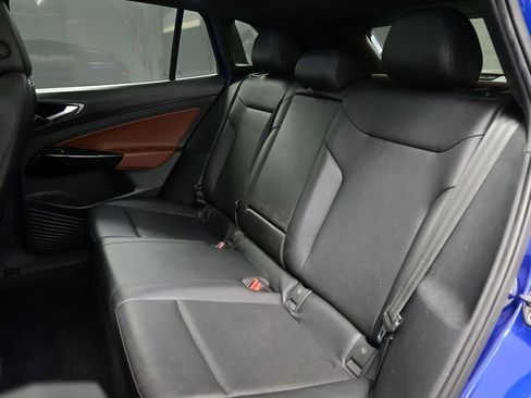 Used 2021 Volkswagen ID.4 Pro S w/ ID.4 Protection Package image 32